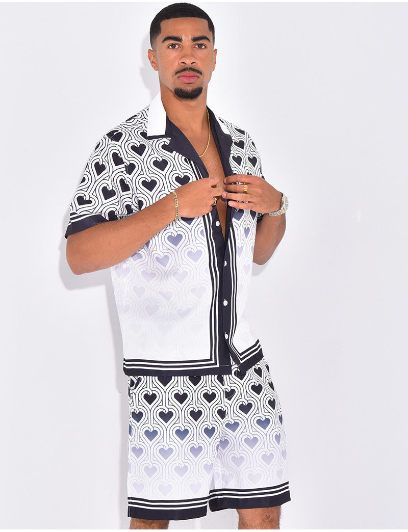 Ensemble short et chemise à motifs coeurs