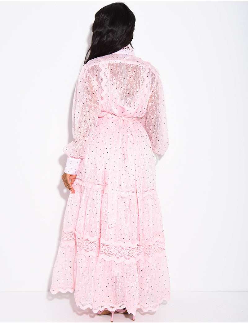 Robe longue en voile à pois et broderies avec doublure assortie