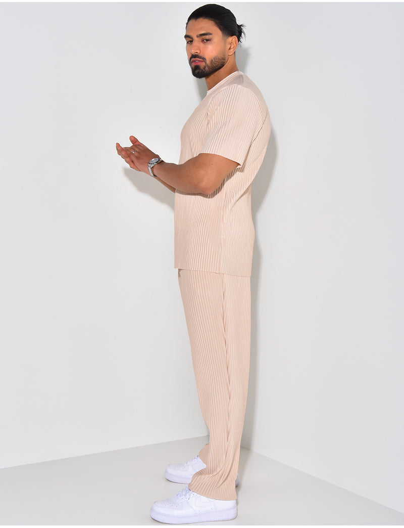 Ensemble t-shirt et pantalon