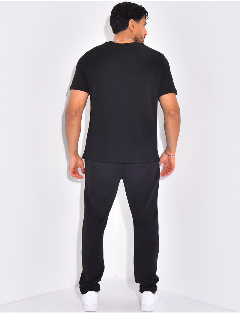 Ensemble uni pantalon et t-shirt