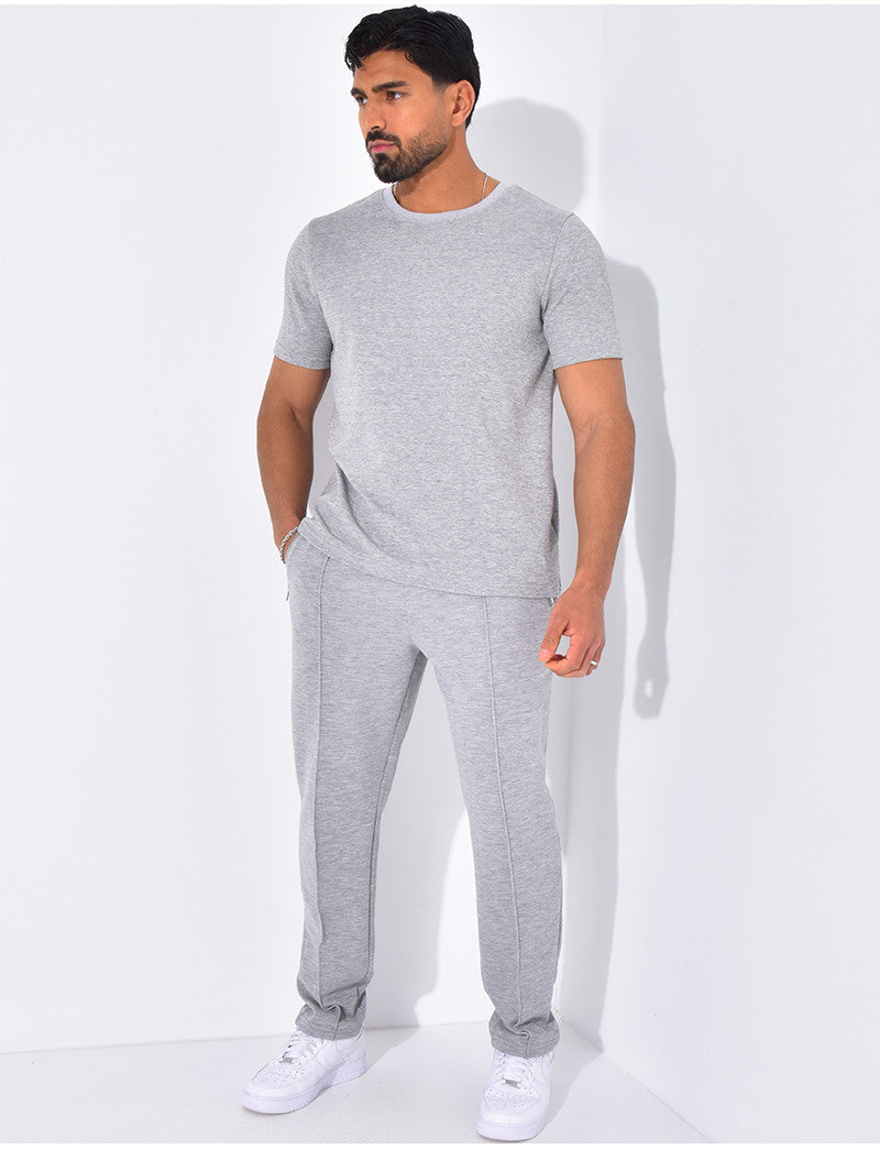 Ensemble uni pantalon et t-shirt