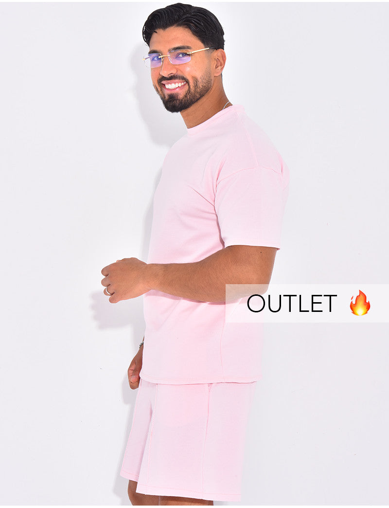 Ensemble uni short à couture contrastante et t-shirt