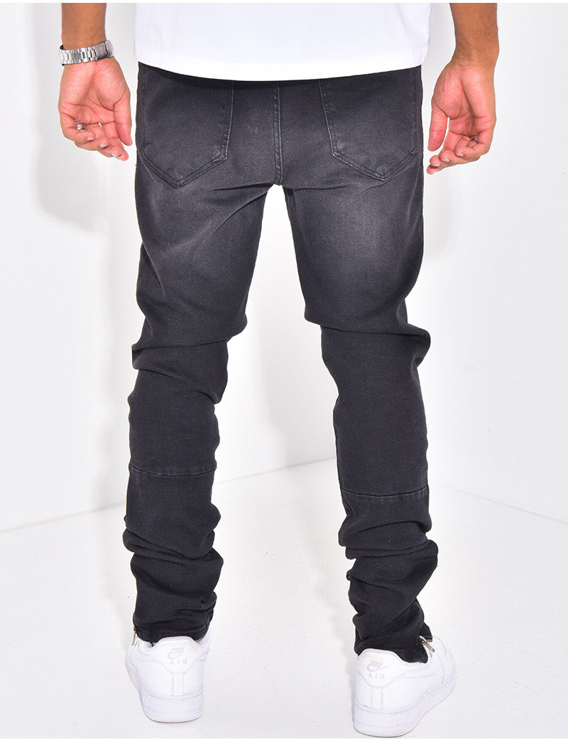 Jeans à fermeture éclaire et tâches