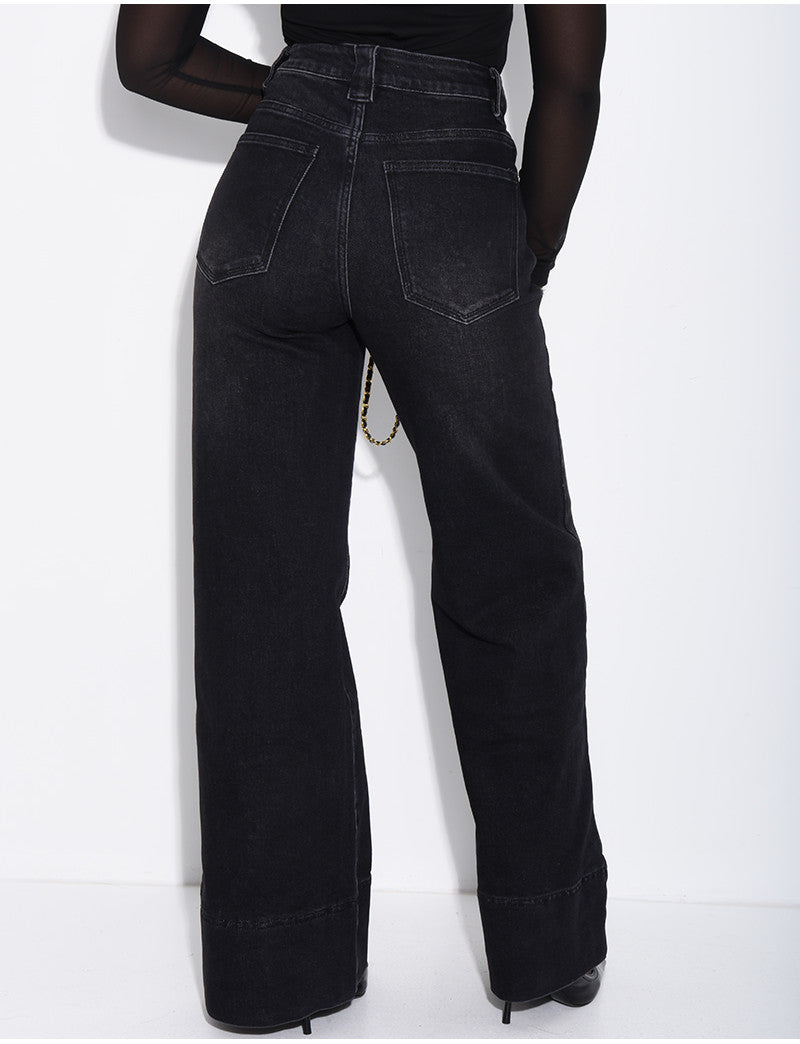 Jeans coupe large stretchy avec revers