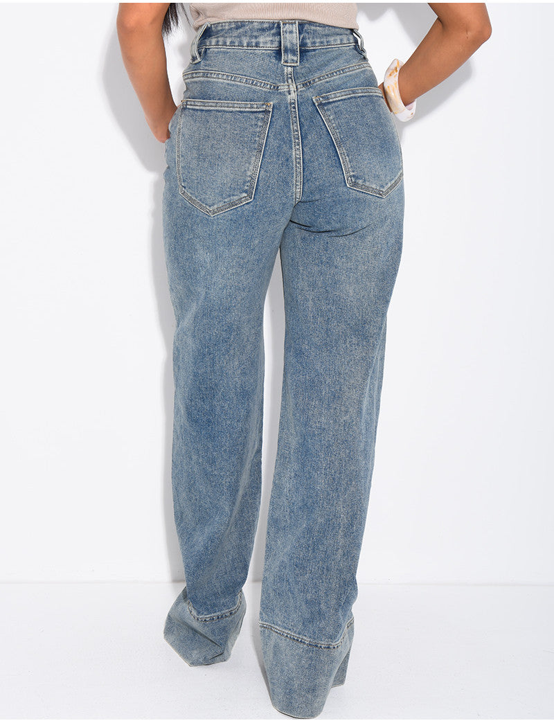 Jeans coupe large stretchy avec revers