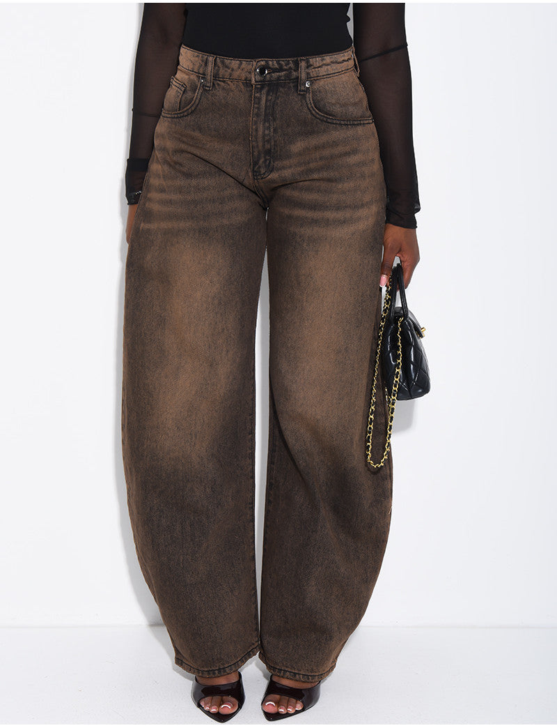 Jeans coupe ballon marron à délavage vintage