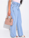 Jeans coupe droite à clous et coutures contrastantes