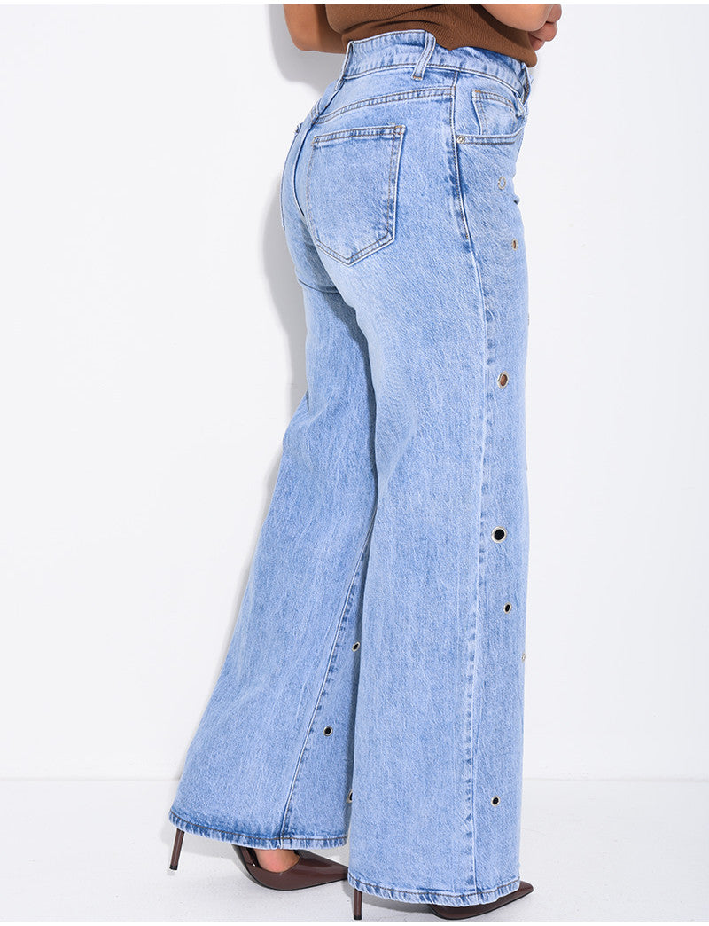 Jeans coupe droite taille haute à oeillets