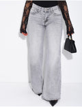 Jeans taille basse wide leg à poches rabattues