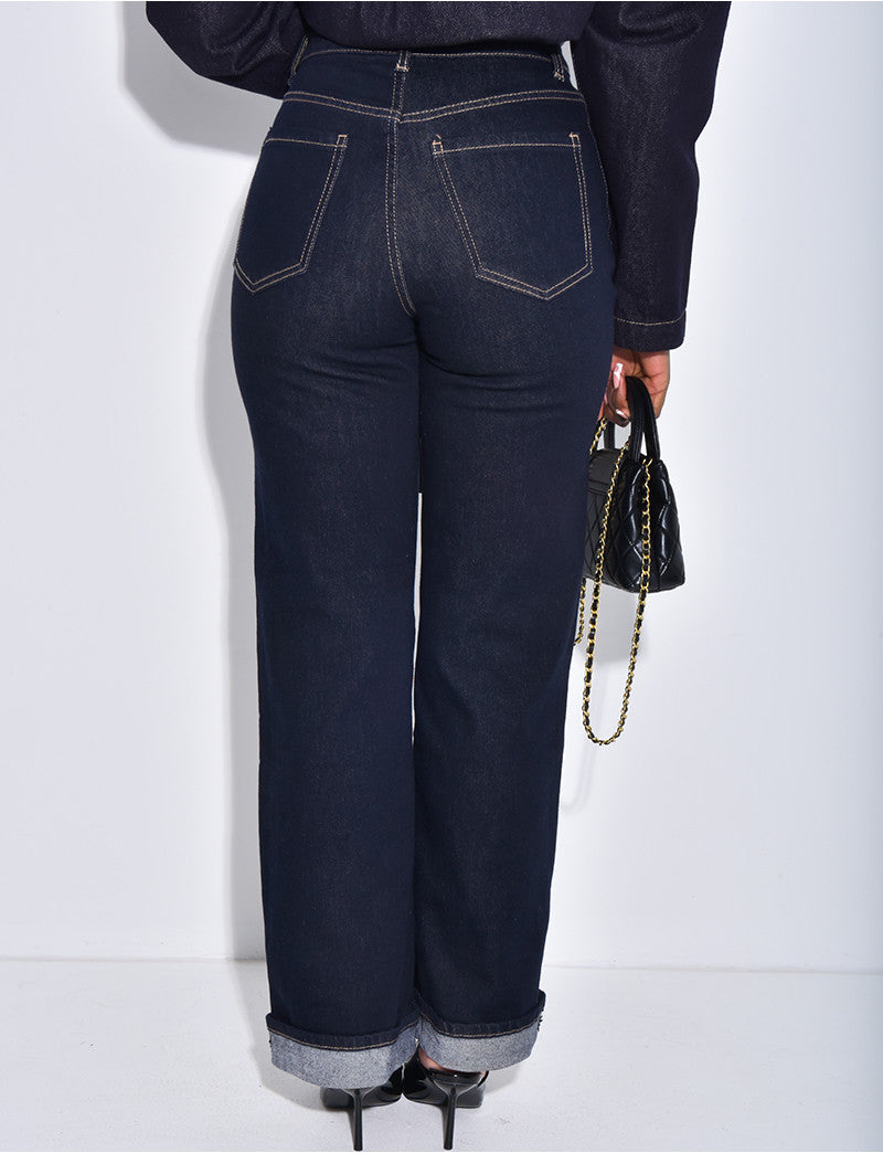 Jeans coupe droite bleu foncé à revers aux chevilles