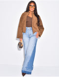 Jeans coupe large délavé à empiècements en jeans contrastants