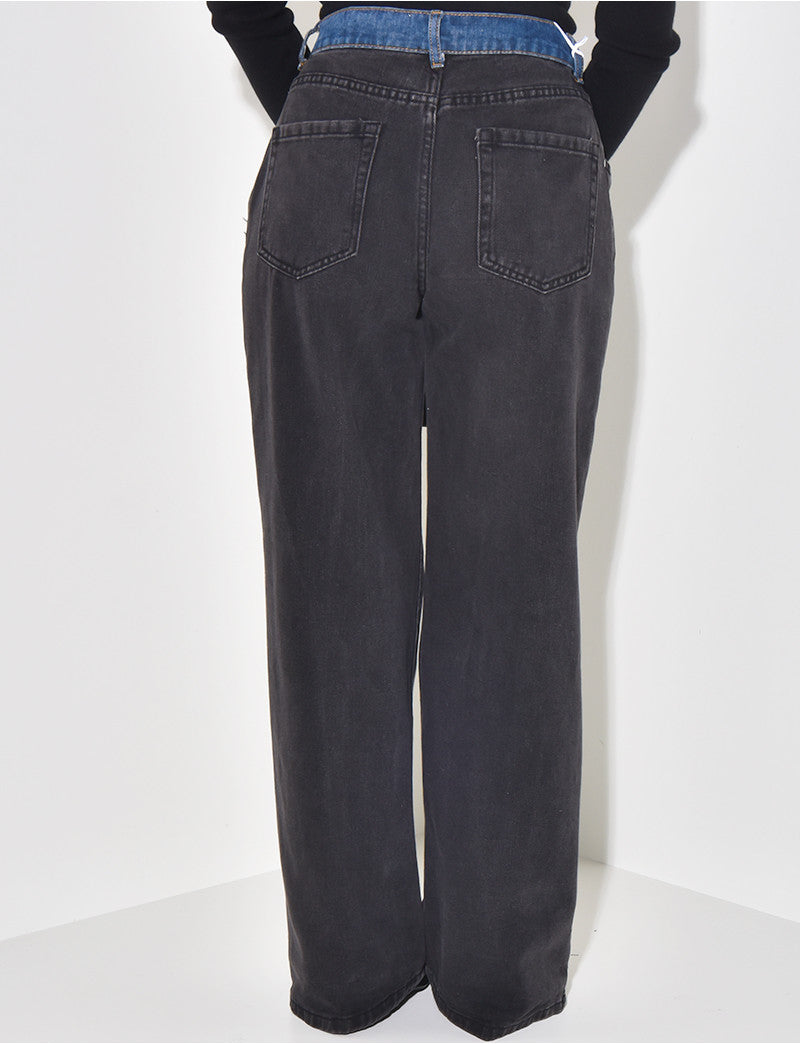 Jeans coupe droite à empiècements en jeans contrastants