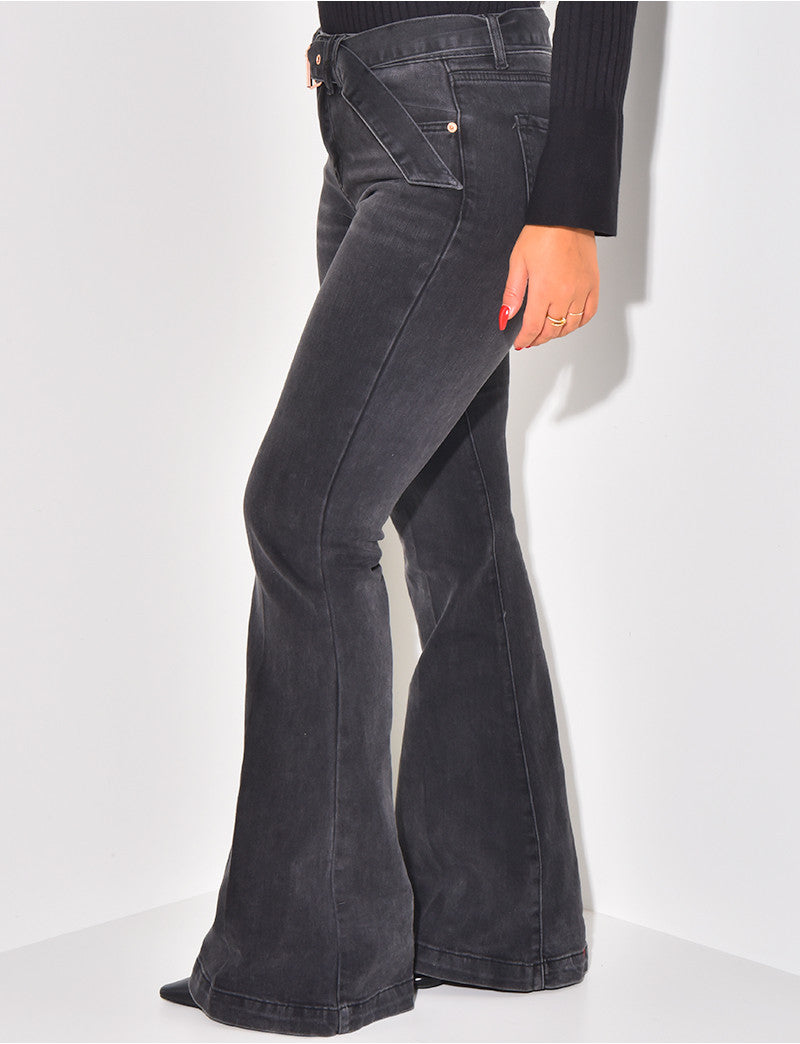 Jeans taille haute & flare à ceinture