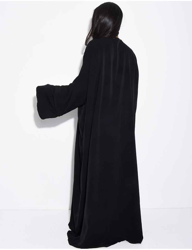 Kimono long en voile à bordures ornées de perles et de strass
