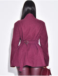 Manteau cintrée effet cache coeur à serrer dans le dos