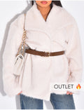 Veste courte en fausse fourrure avec ceinture