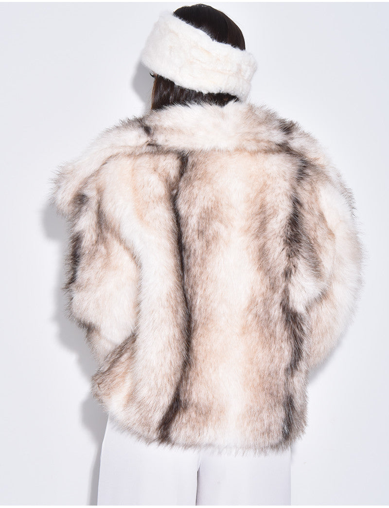 Veste courte en fausse fourrure à col rabattu