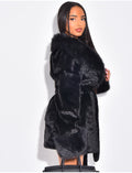 Manteau mi-long en fausse fourrure et ceinture à nouer
