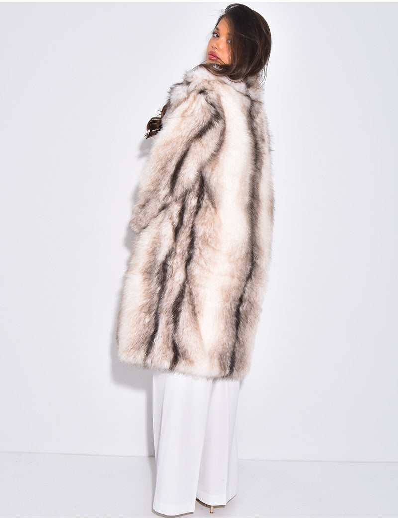 Manteau long oversize en fausse fourrure