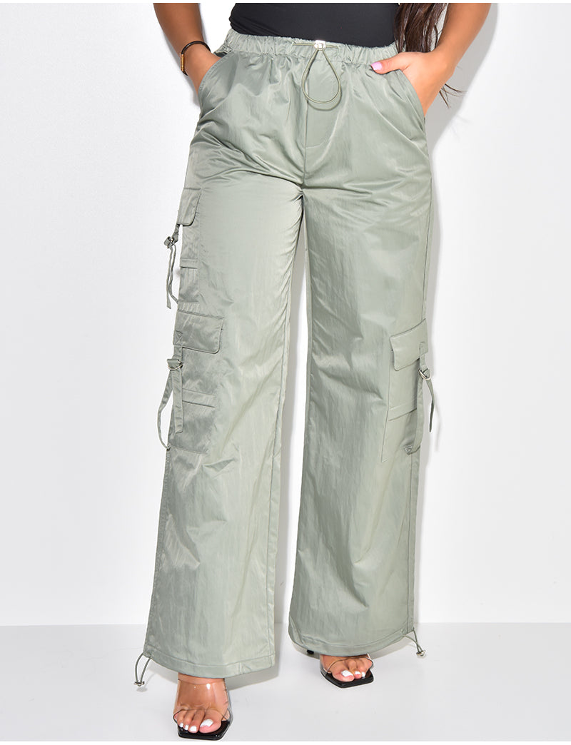 Pantalon parachute coupe droite à poches cargo
