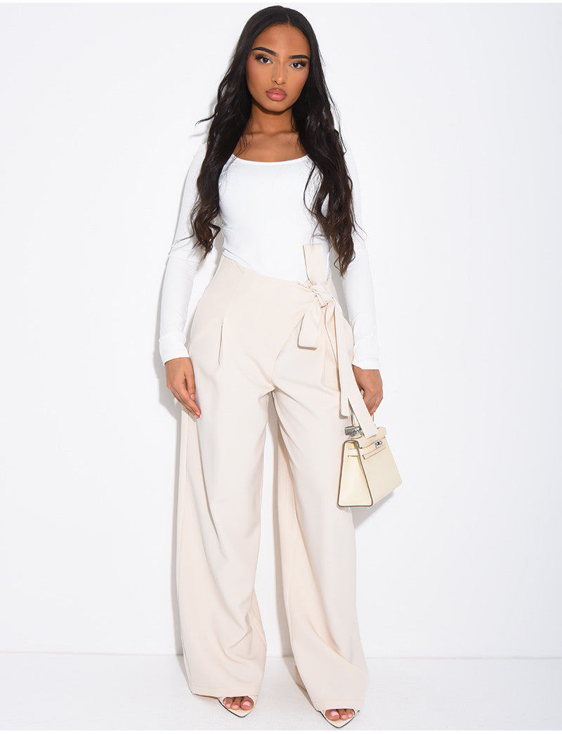Pantalon de tailleur coupe droite à nouer à la taille