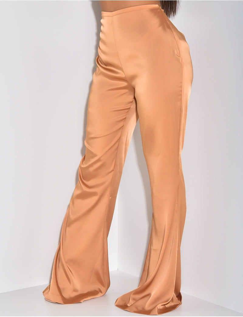 Pantalon en satin fluide taille haute patte d'eph