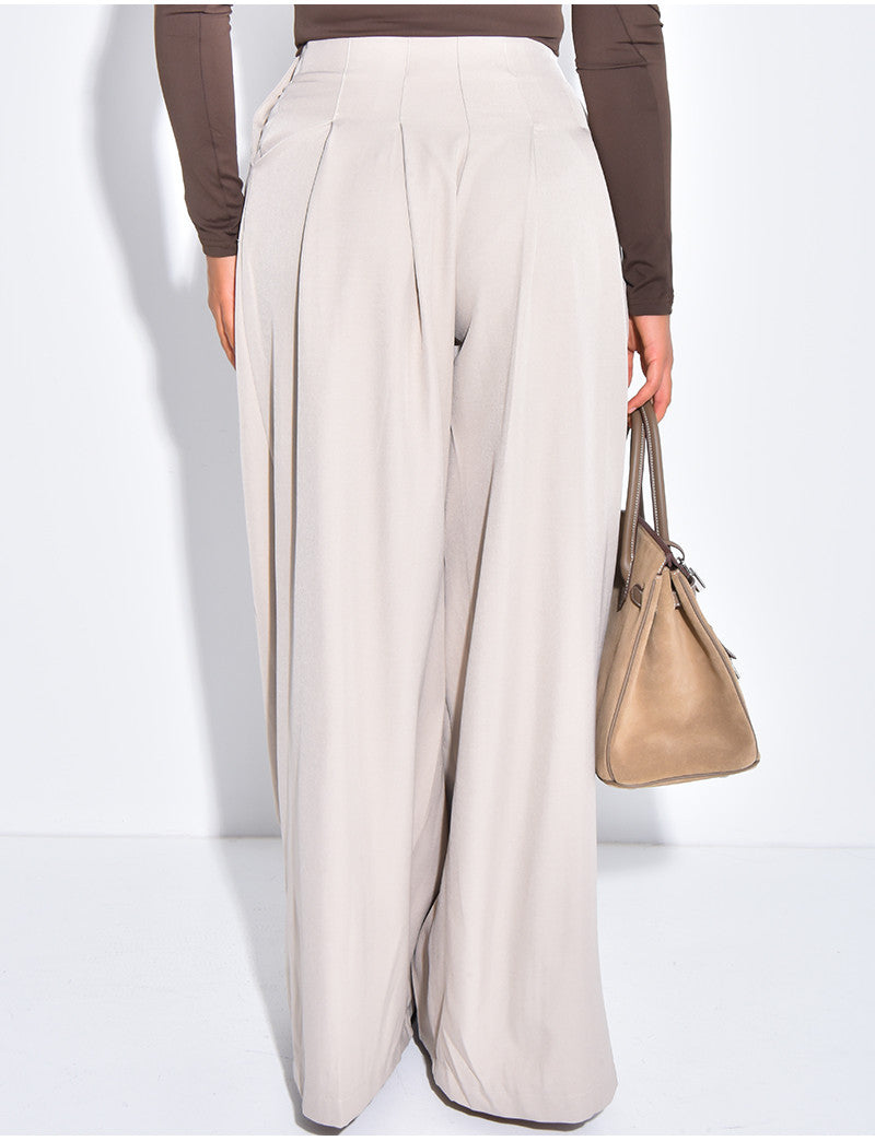 Pantalon coupe droite taille haute à pinces