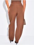 Pantalon de tailleur à coupe large