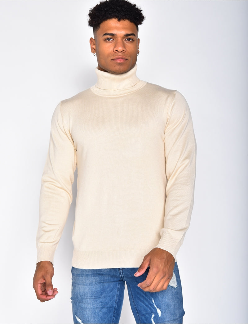 Pull col roulé