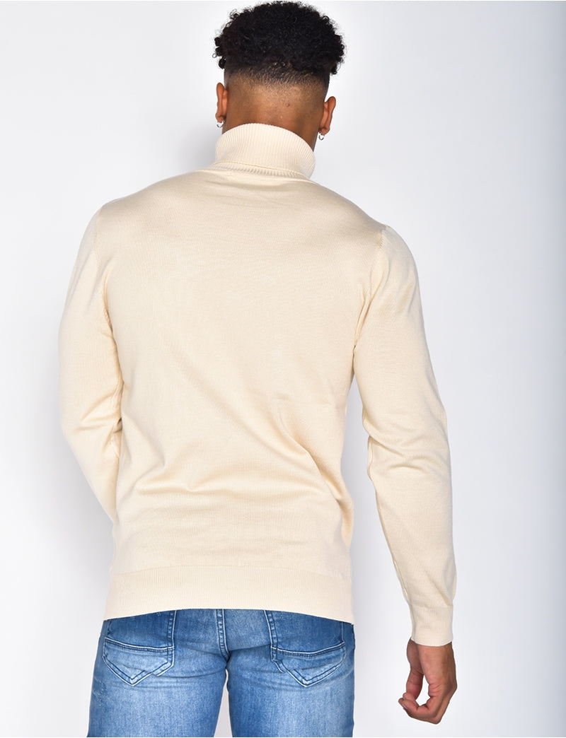 Pull col roulé