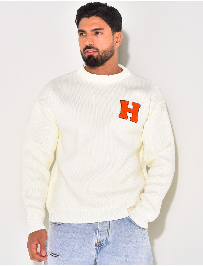 Pull épais avec la lettre H