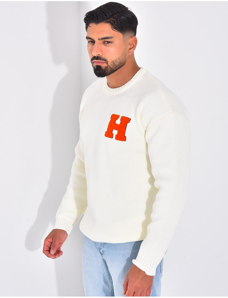 Pull épais avec la lettre H