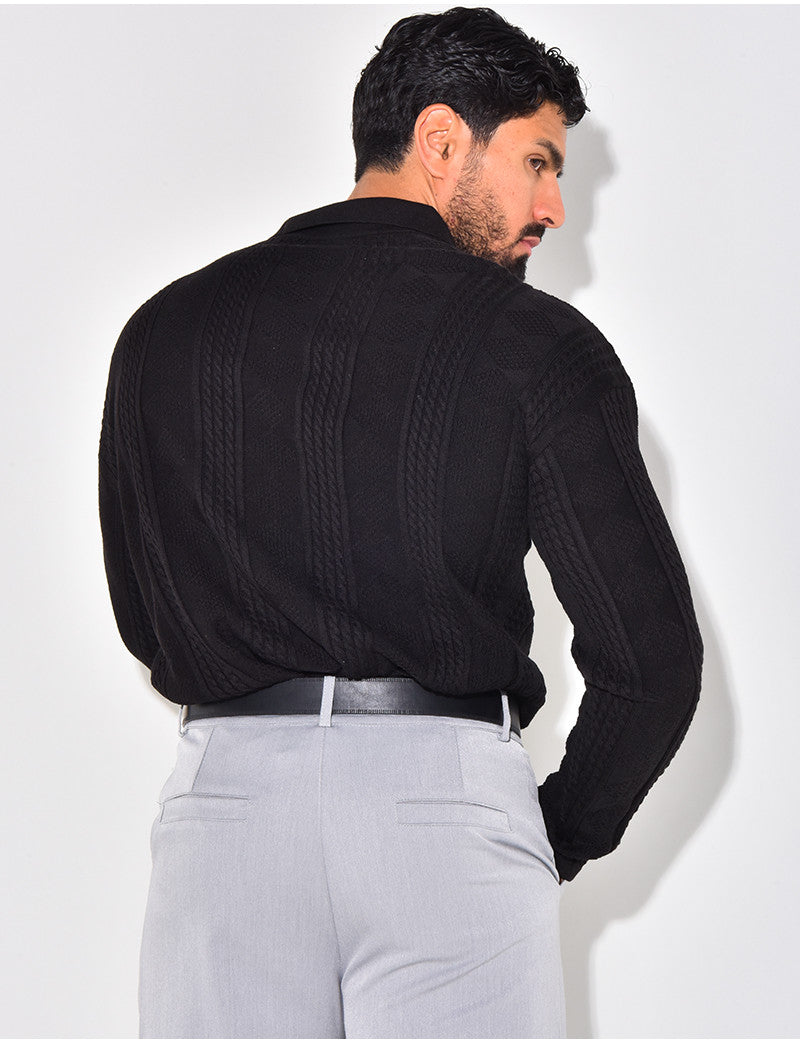 Pull fin à col et motifs