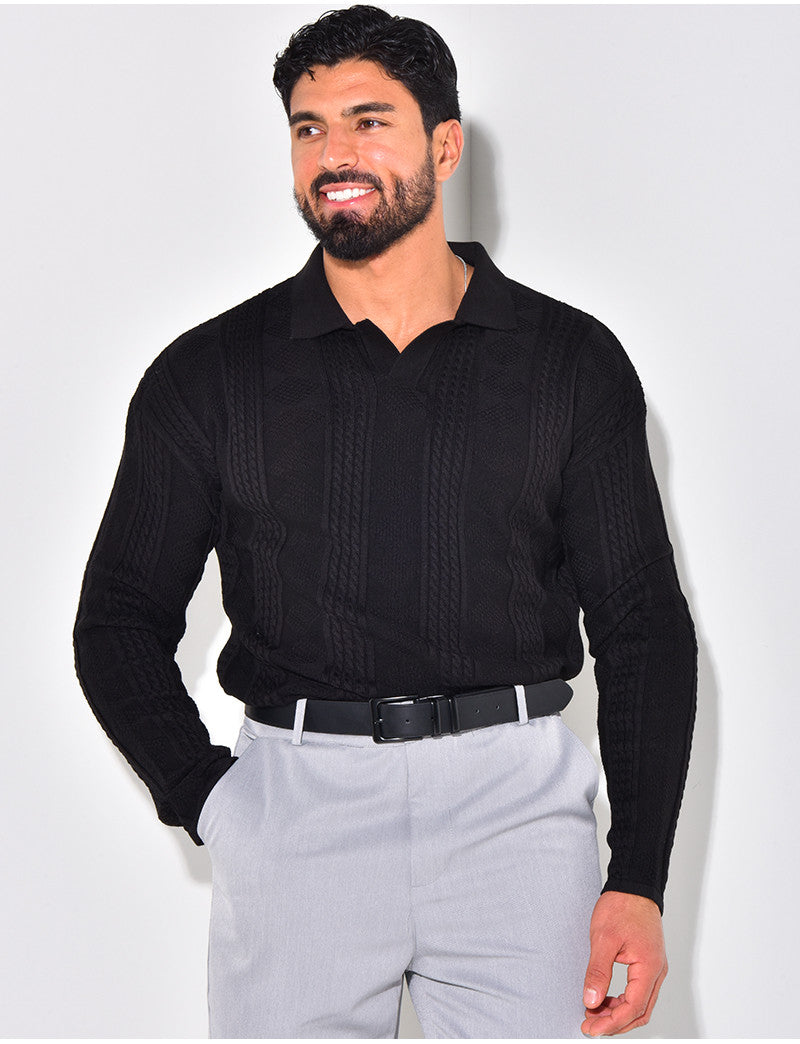 Pull fin à col et motifs