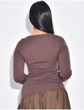 Pull manches longues col rond à bordure asymétrique