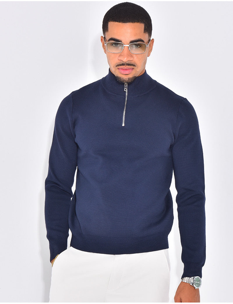 Pull fin à col zippé