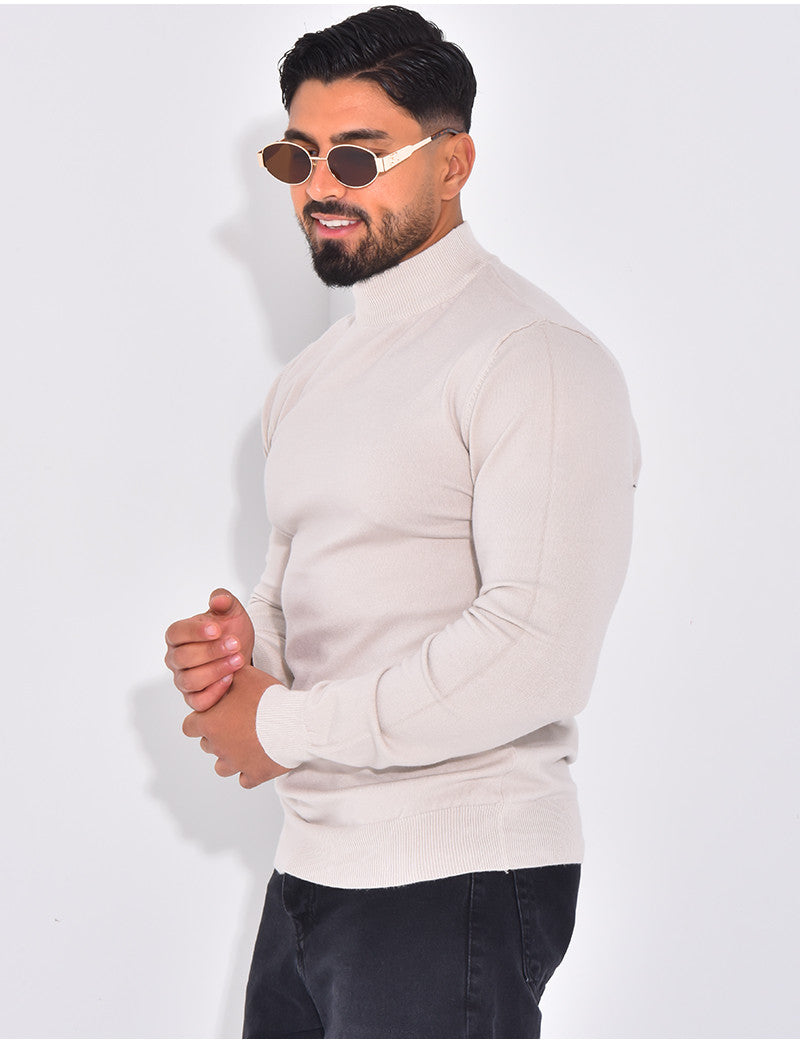 Pull fin col montant