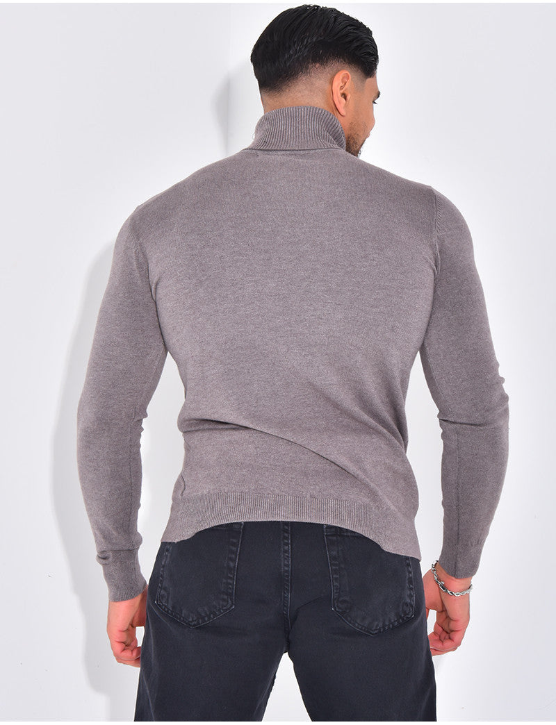 Pull fin col roulé