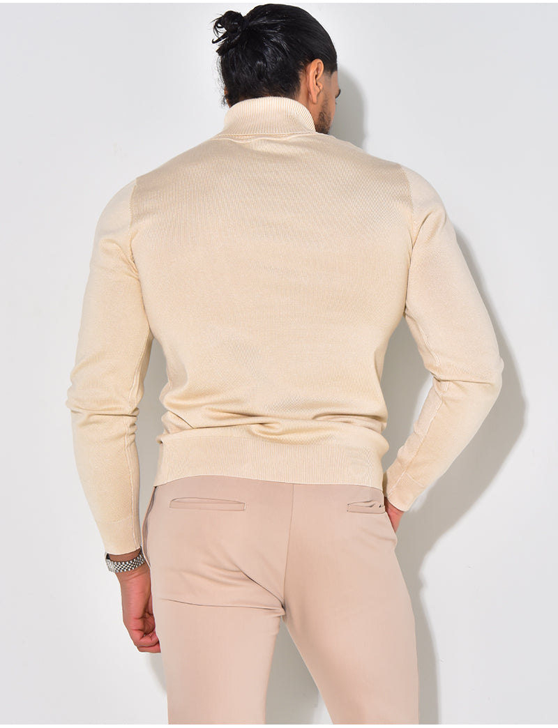 Pull fin col roulé