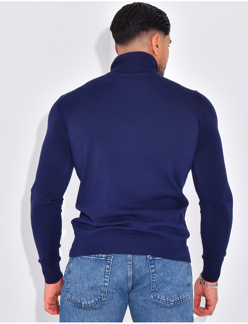 Pull fin col roulé