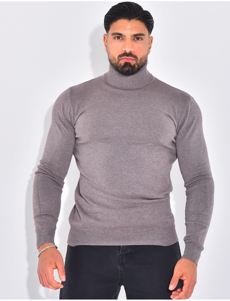 Pull fin col roulé