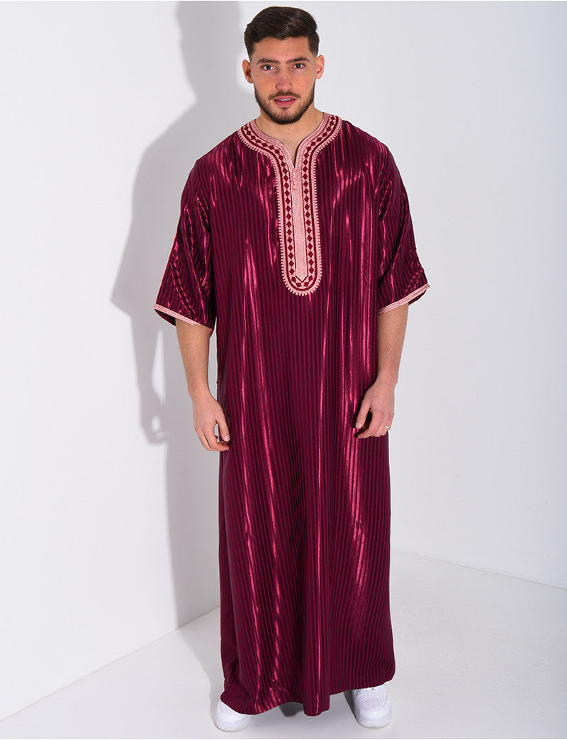 Qamis à rayures