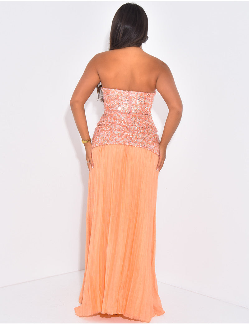 Robe bustier en sequins plissée
