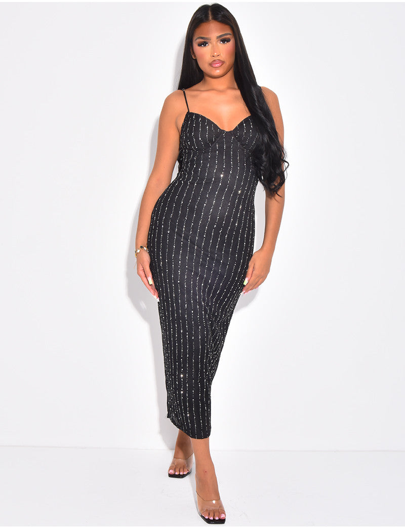 Robe corset longue en dentelle et strass