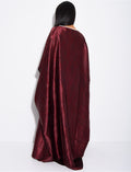 Abaya papillon en satin premium en relief ornée de perles