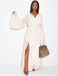 Robe longue en voile à volants