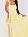 Robe longue effet corset à noeuds sur les épaules