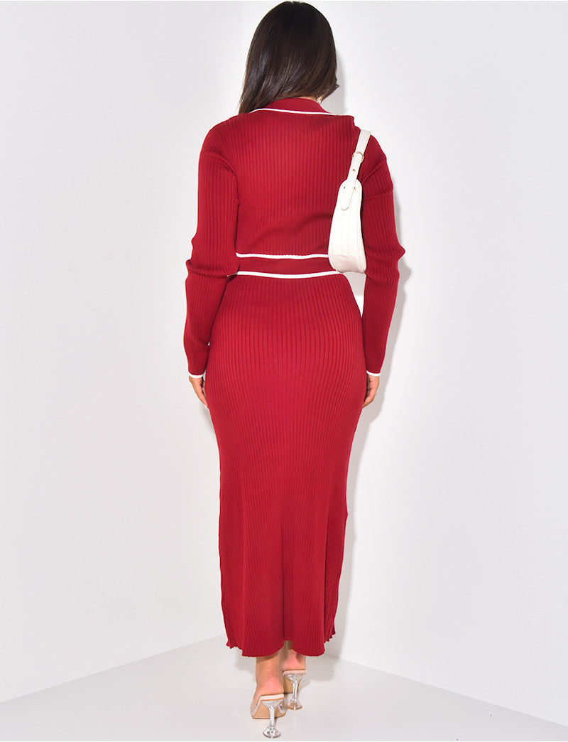 Robe longue côtelée à bandes contrastantes & boutons dorés