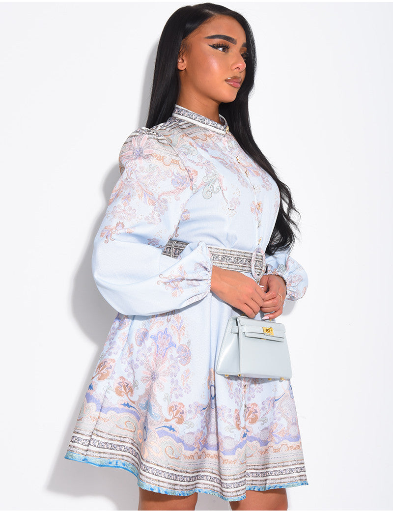 Robe courte à motifs et boutons
