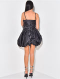 Robe courte bouffante en satin